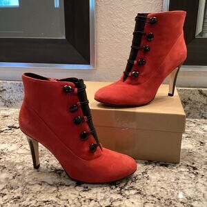 Ros Hommerson Red twiggy goth victorian Button ankle Booties suede boot heels 10